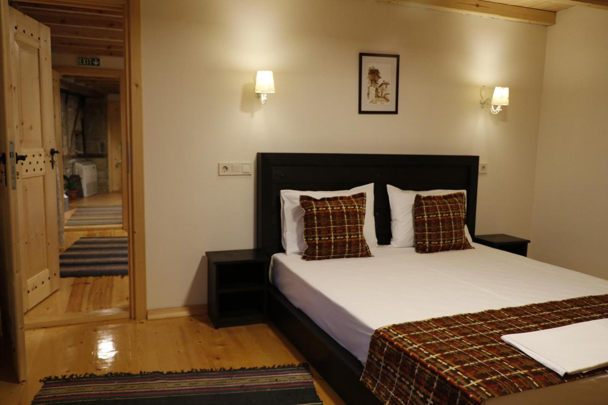 Guest House Epochs Since 1871 Lyaskovets Δωμάτιο φωτογραφία
