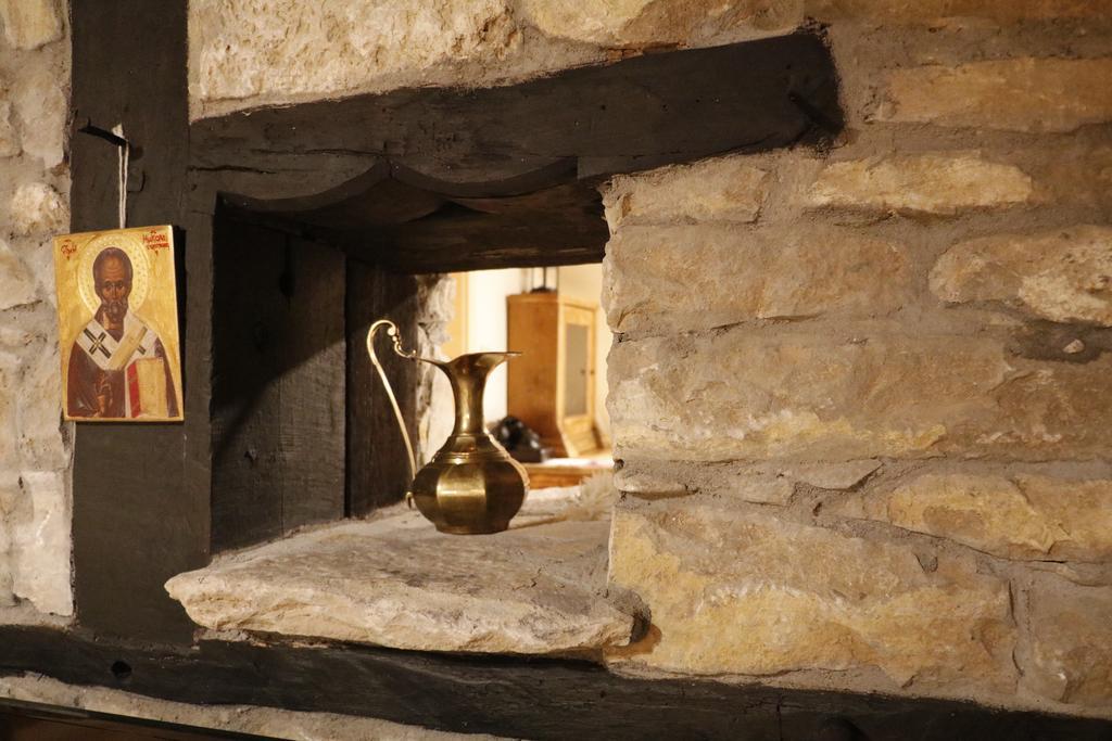 Guest House Epochs Since 1871 Lyaskovets Εξωτερικό φωτογραφία